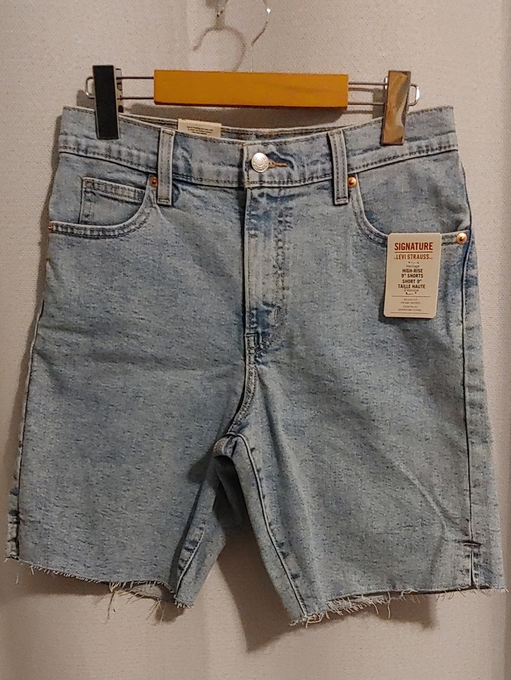 Levi's Women's Signature Heritage High-Rise Light Blue Denim Cutoff Shorts